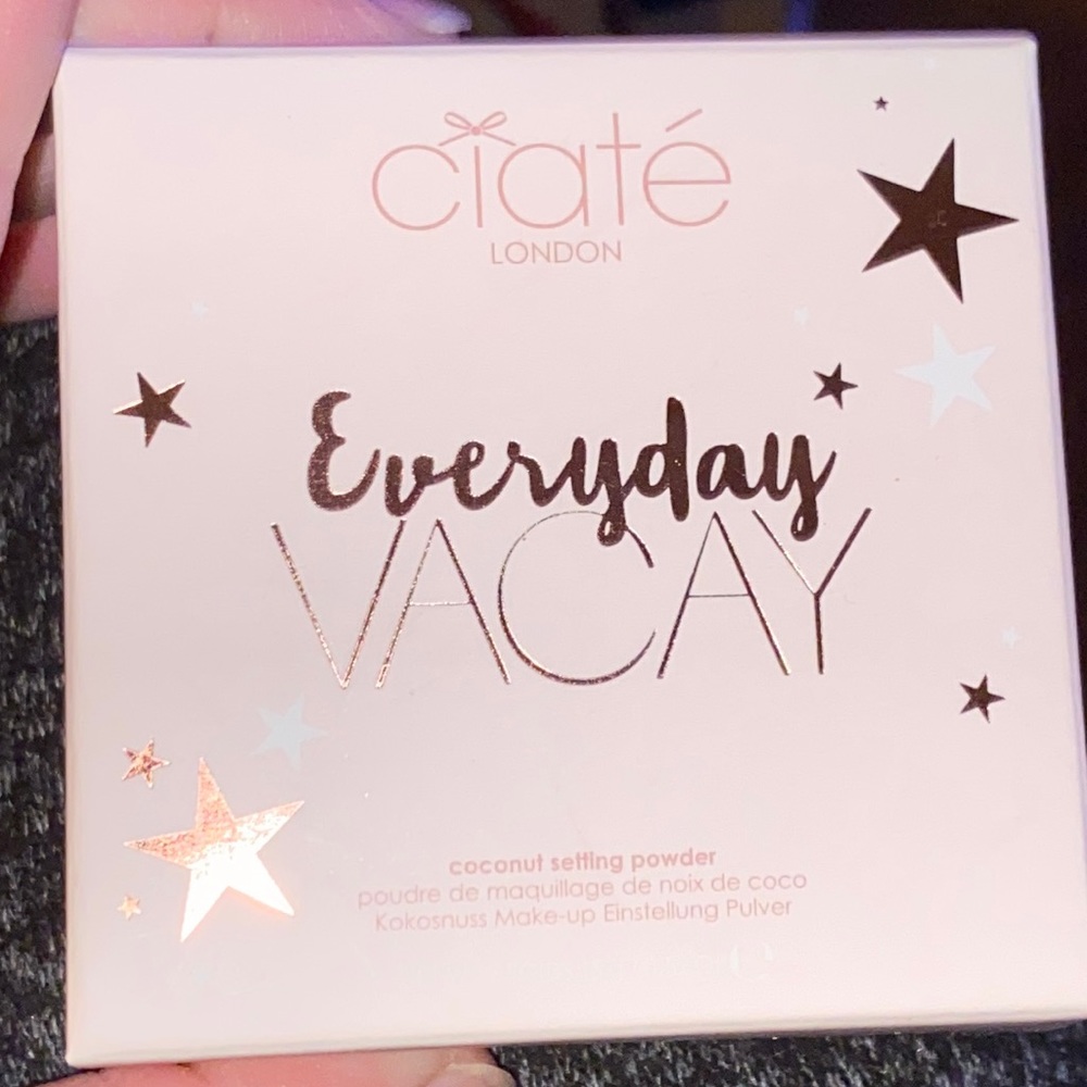 Ciate London everyday vacation setting powder